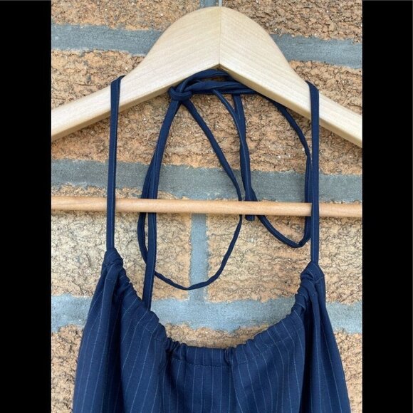 Alice + Olivia Navy blue Halter Romper SIZE MEDIUM - Picture 3 of 5